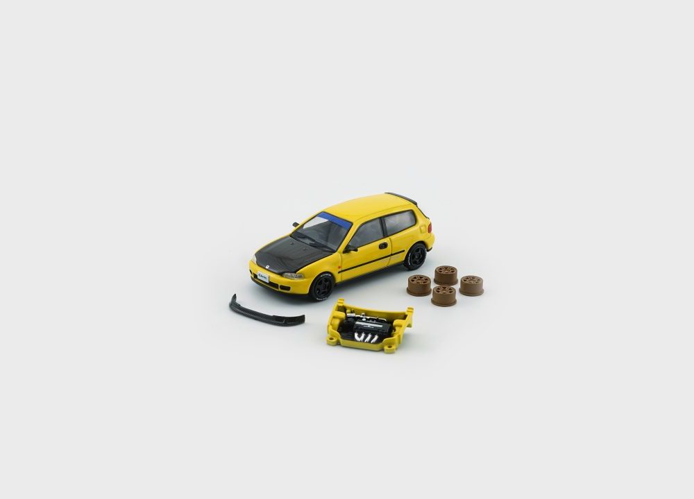 Honda Civic EG6 - Yellow Carbon Bonnet (RHD) - 64B0483