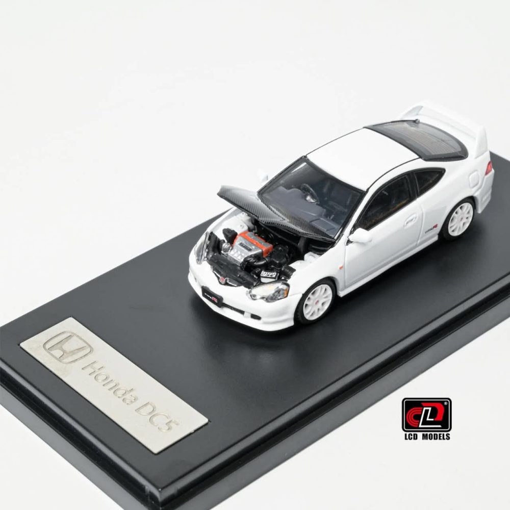 (Pre-Order) Honda Integra DC5 Type-R White with Carbon Bonnet
